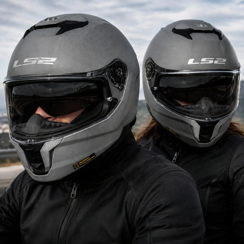 Capacete LS2 FF808 Stream II Solid com Óculos Solar Interno Cinza Brilhante Tamanho 58/M
