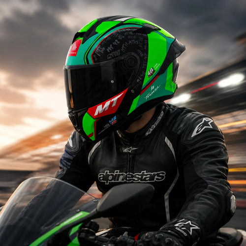 Capacete MT Helmets Targo S Ivan Ortola 2024 Verde Brilhante Tamanho 56/S