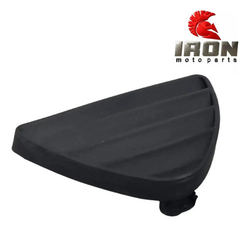 Emblema da Carenagem Frontal Iron Shineray Jet 50 125 Preto