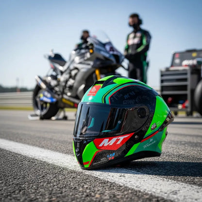 Capacete MT Helmets Targo S Ivan Ortola 2024 Verde Brilhante Tamanho 56/S